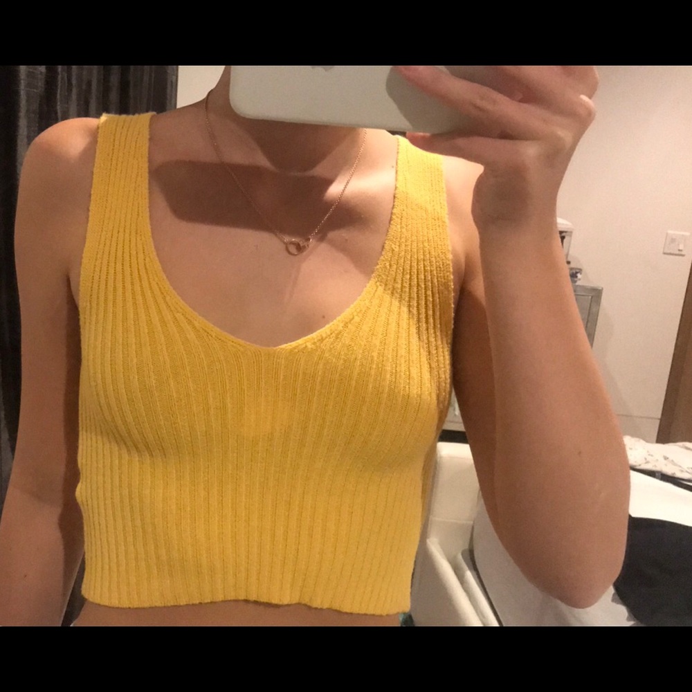 Brandy Melville yellow crop